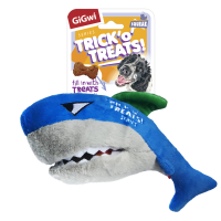 Акула для тритсов с пищалкой TRICK'O'TREATS 30 см GiGwi